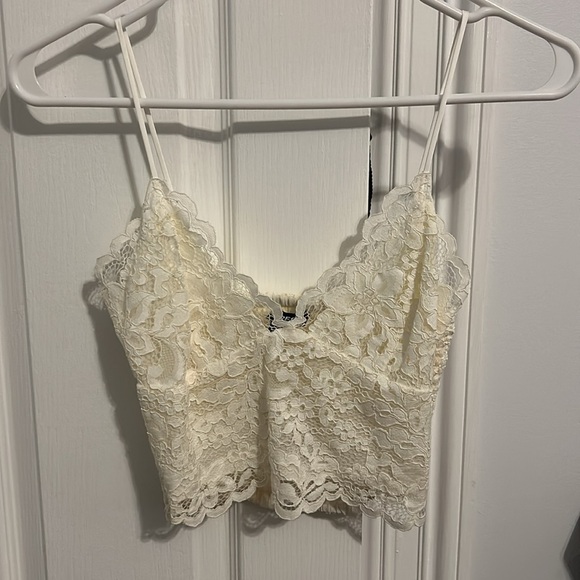 Express Tops - EXPRESS crop top